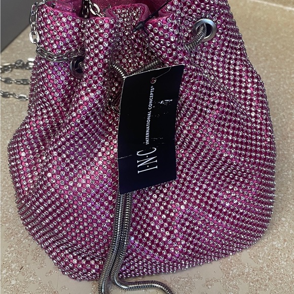 Diamond mesh bucket bag by I.N.C. International Concepts. Brand new with tags - Picture 3 of 4
